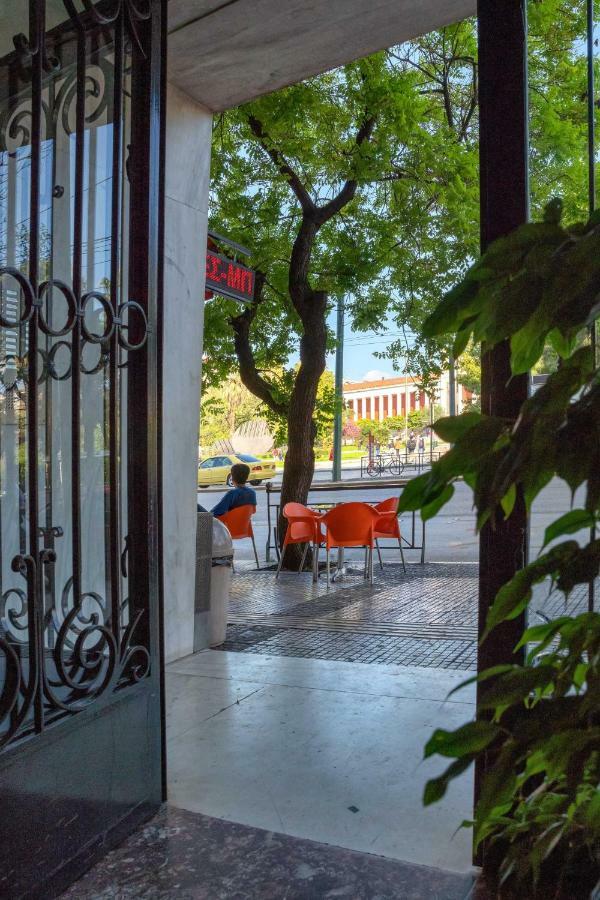 Modern & Stylish Apt At The Heart Of אתונה מראה חיצוני תמונה