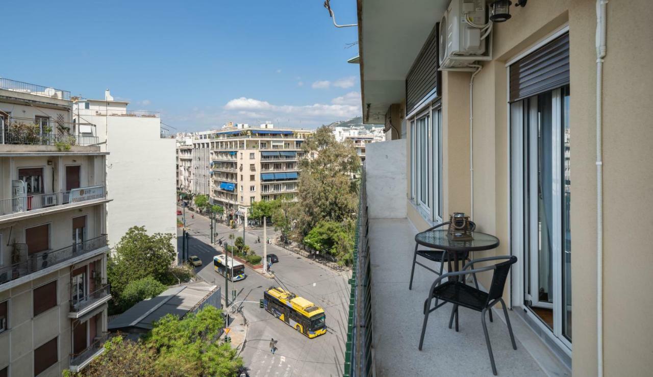 Modern & Stylish Apt At The Heart Of אתונה מראה חיצוני תמונה